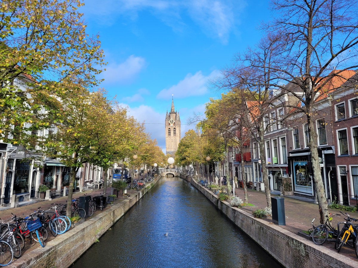 Travel Guide: Delft