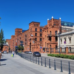 Travel Guide: Lodz