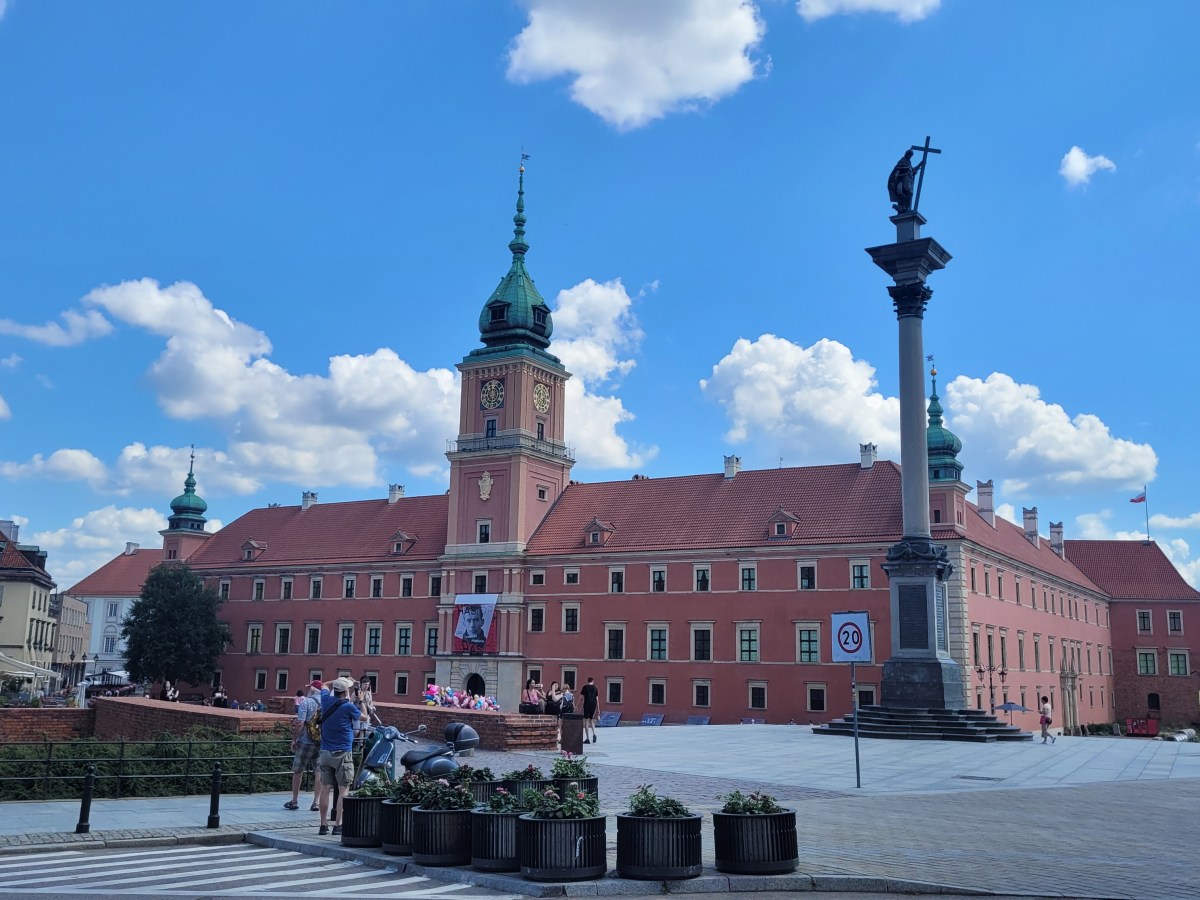 Travel Guide: Warsaw