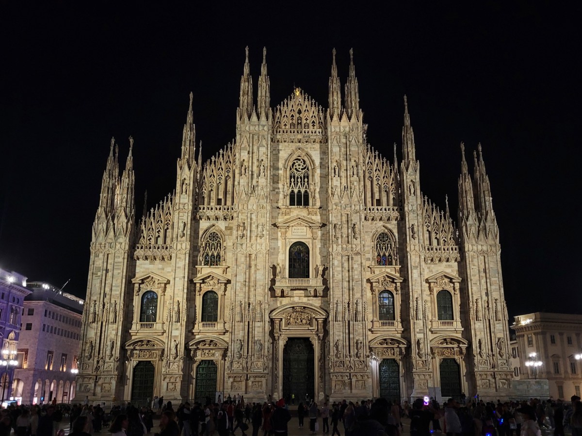 Travel Guide: Milan